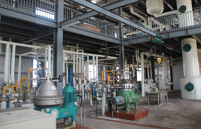 食用油精煉設(shè)備