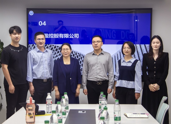 河南理工大學(xué)外國(guó)語(yǔ)學(xué)院師生走進(jìn)東盈控股有限公司交流學(xué)習(xí)