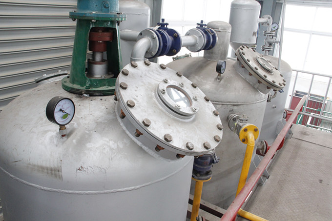 米糠油精煉設(shè)備